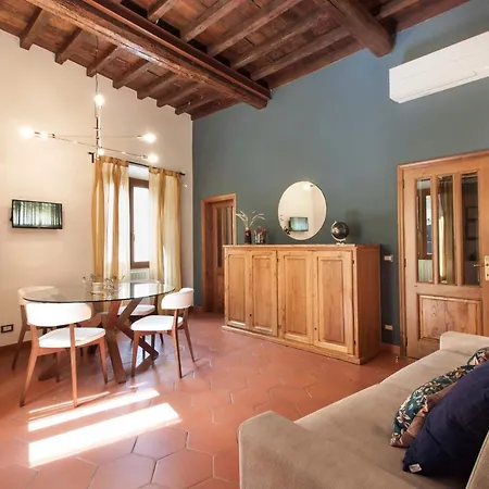 Apartment Bestabit Florence